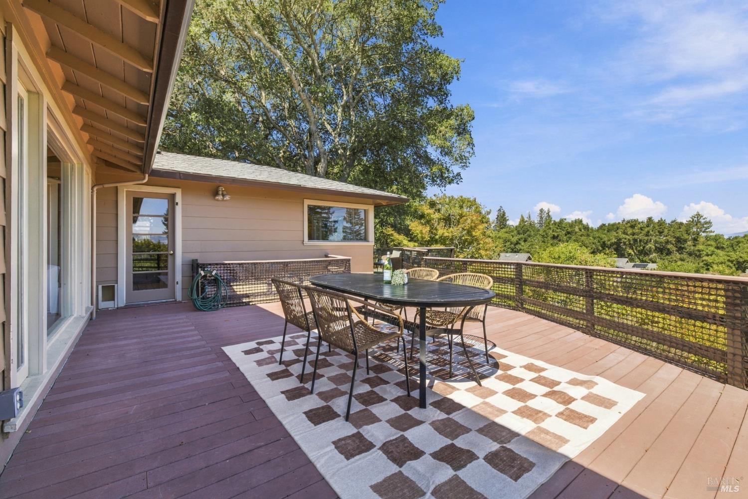7180 Evan Avenue Sebastopol CA 95472
