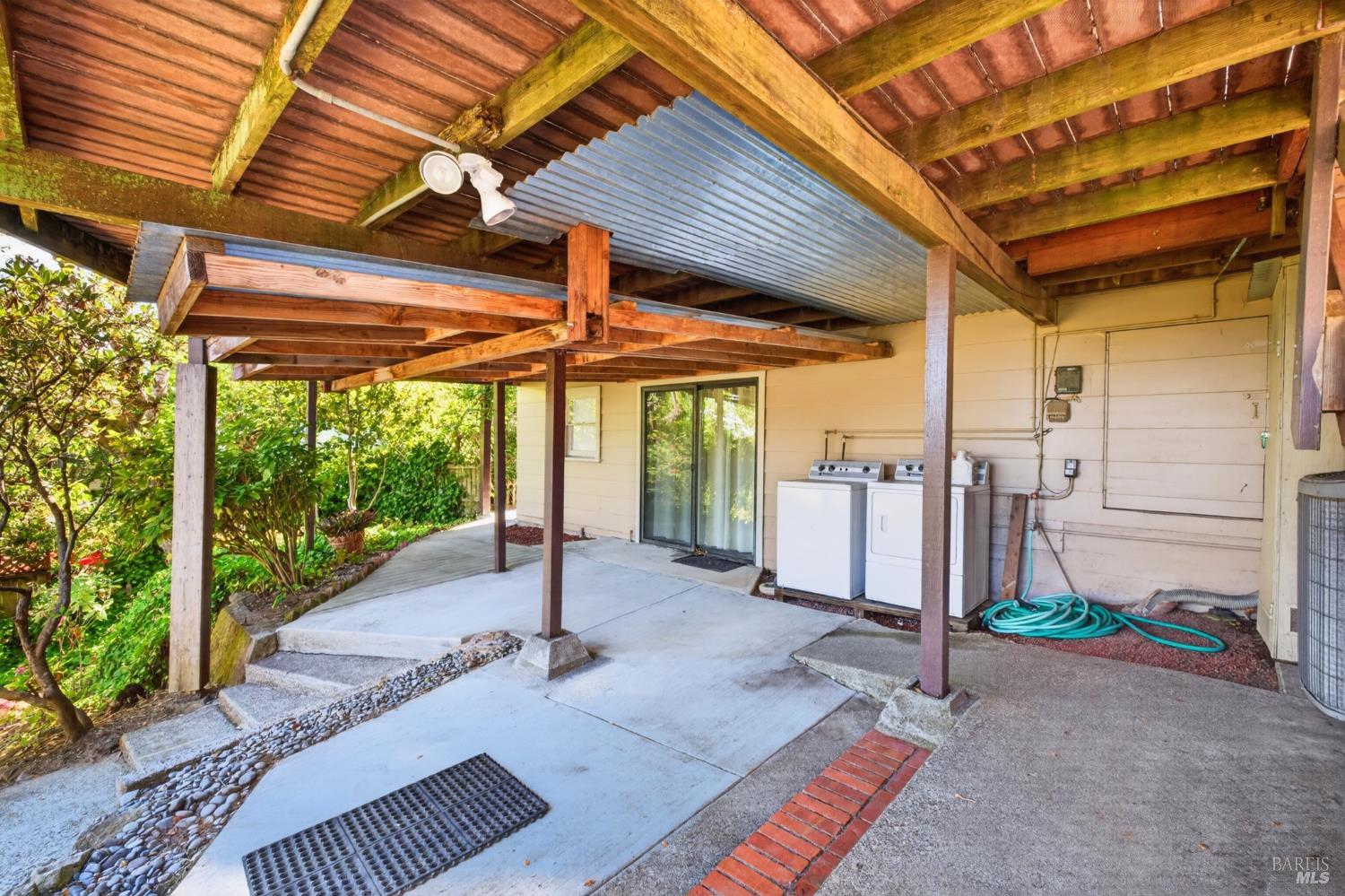 7180 Evan Avenue Sebastopol CA 95472
