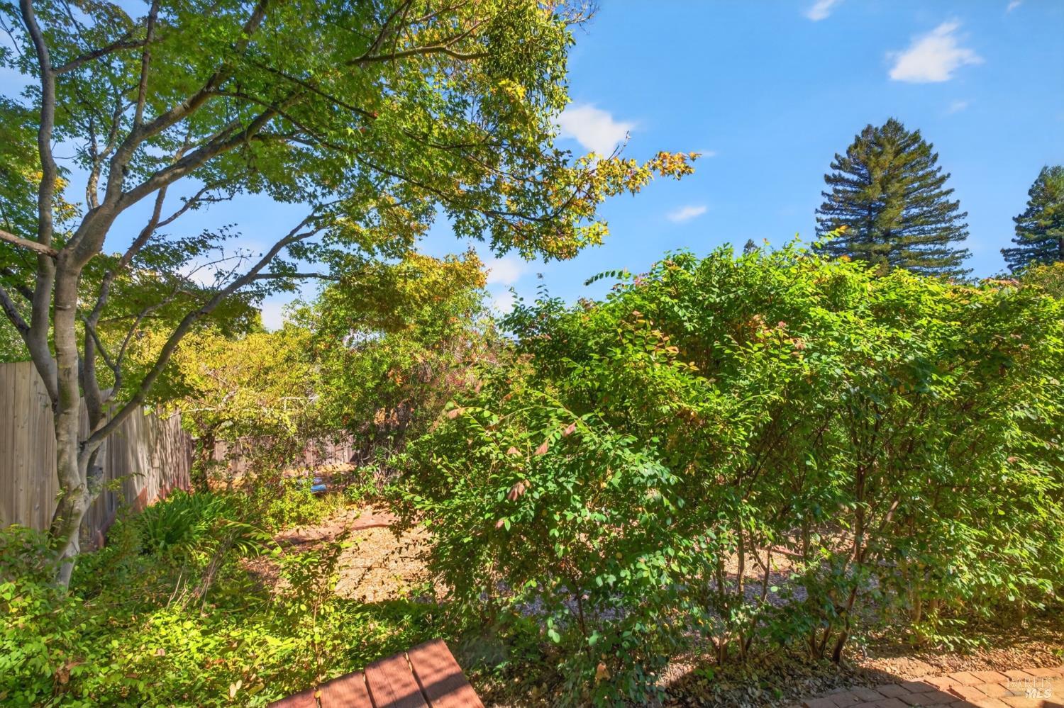 7180 Evan Avenue Sebastopol CA 95472