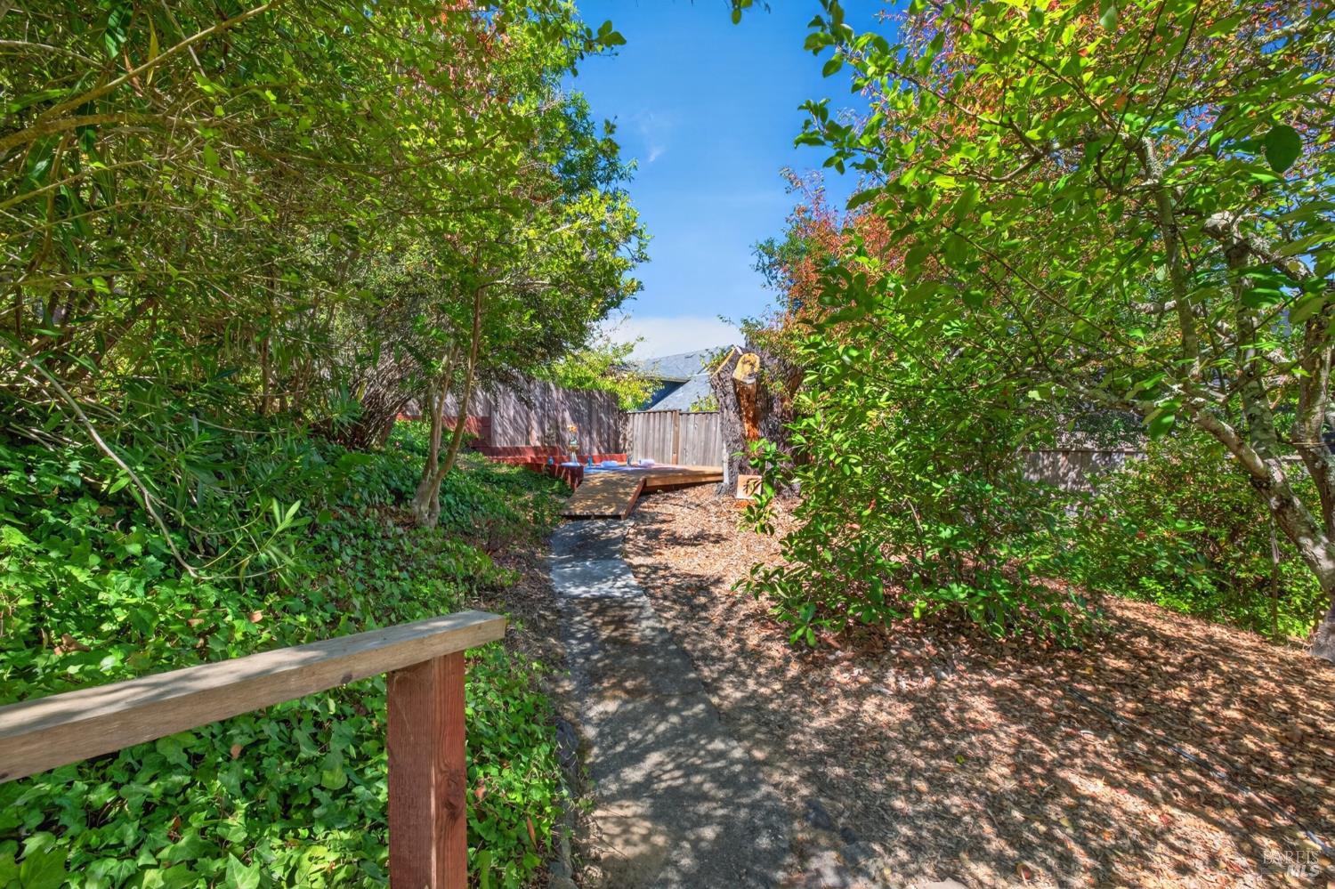 7180 Evan Avenue Sebastopol CA 95472