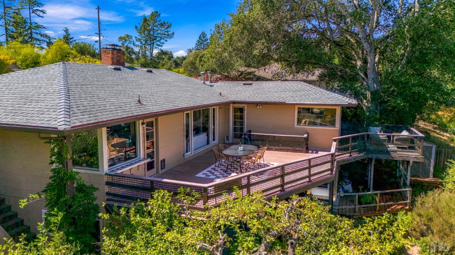 7180 Evan Avenue Sebastopol CA 95472