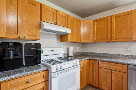 7293 Circle Drive Rohnert Park CA 94928