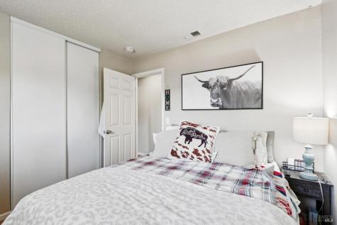7293 Circle Drive Rohnert Park CA 94928