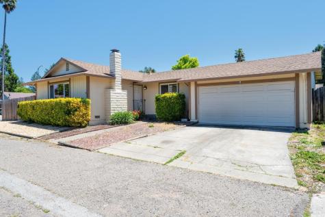 7293 Circle Drive Rohnert Park CA 94928