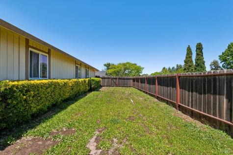 7293 Circle Drive Rohnert Park CA 94928