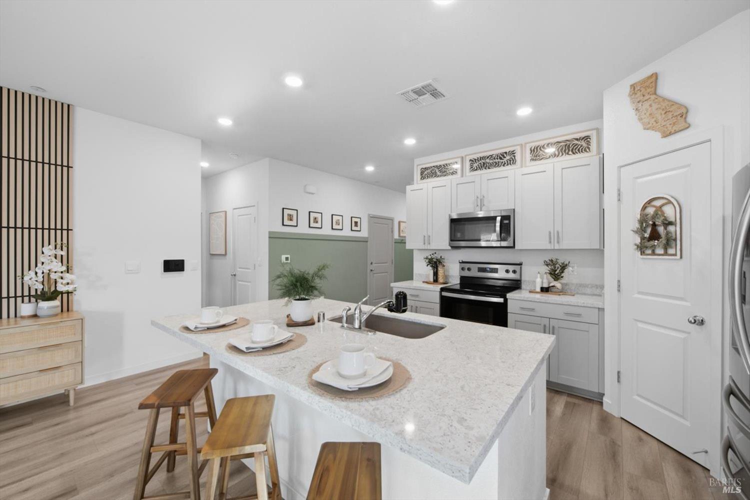 1745 Orchid Avenue Dixon CA 95620