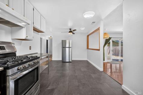235 N Foothill Boulevard Cloverdale CA 95425