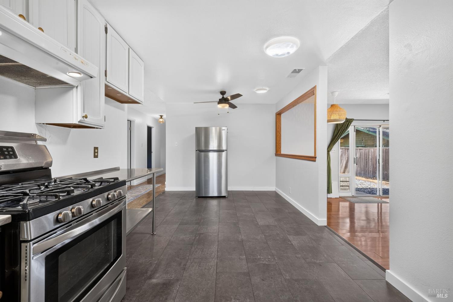 235 N Foothill Boulevard Cloverdale CA 95425