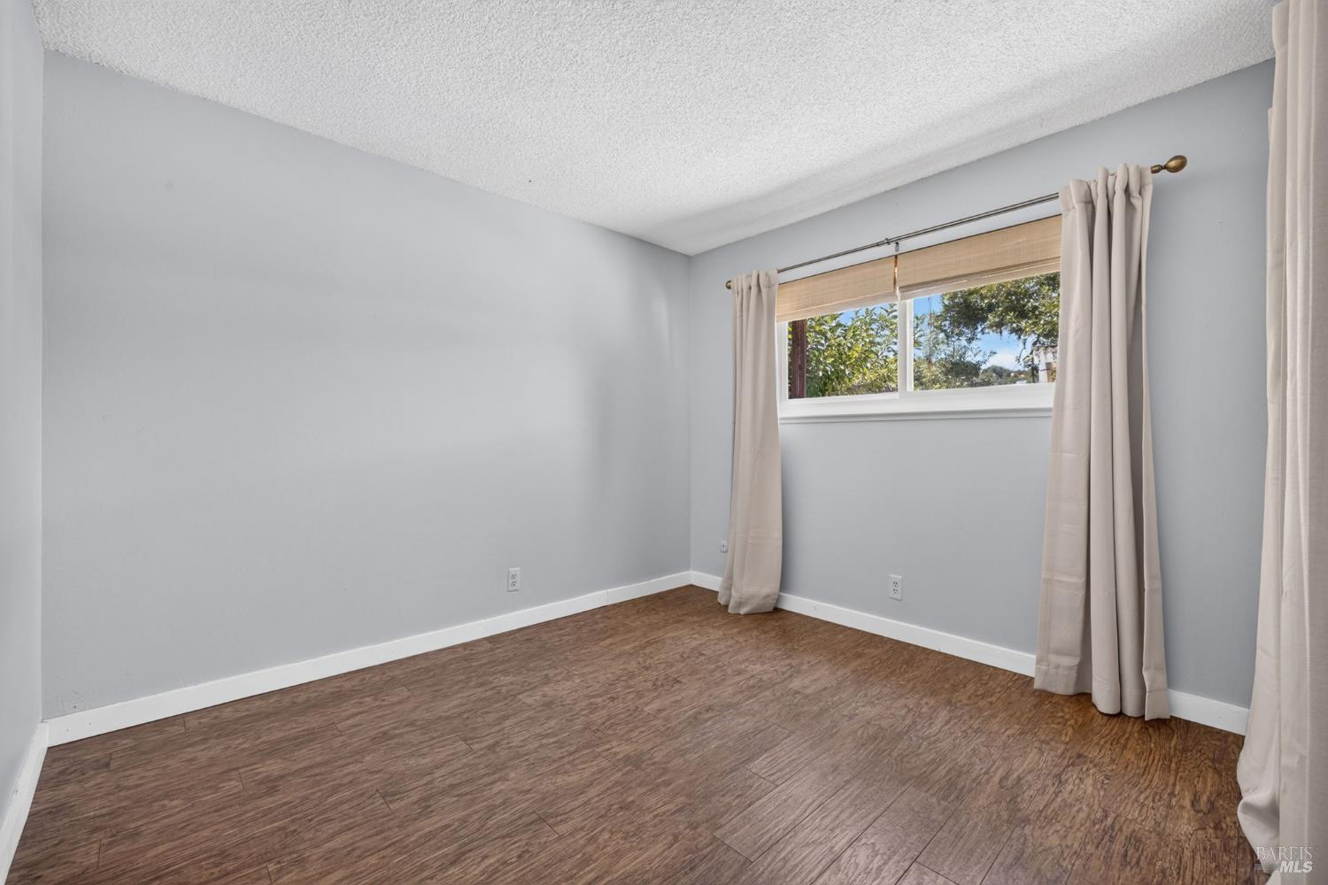 235 N Foothill Boulevard Cloverdale CA 95425