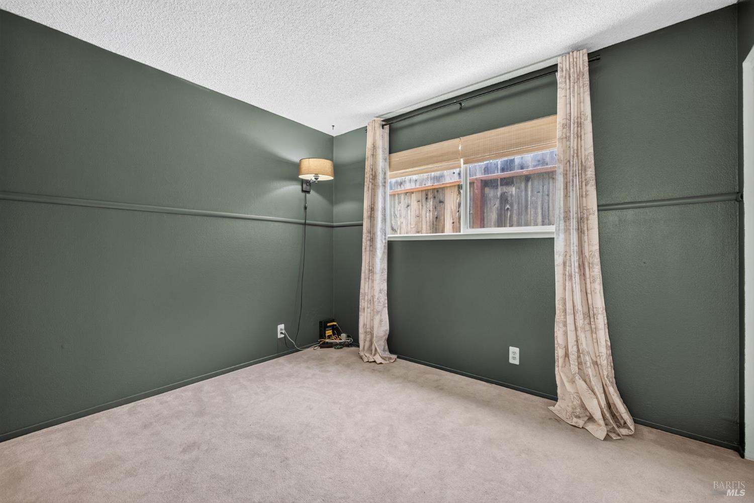 235 N Foothill Boulevard Cloverdale CA 95425