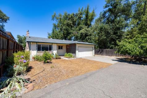 235 N Foothill Boulevard Cloverdale CA 95425