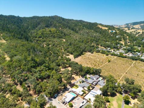 235 N Foothill Boulevard Cloverdale CA 95425
