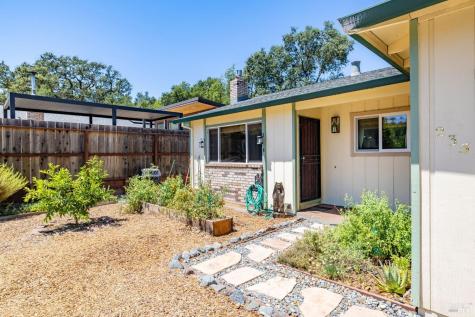 235 N Foothill Boulevard Cloverdale CA 95425