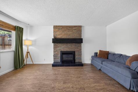 235 N Foothill Boulevard Cloverdale CA 95425