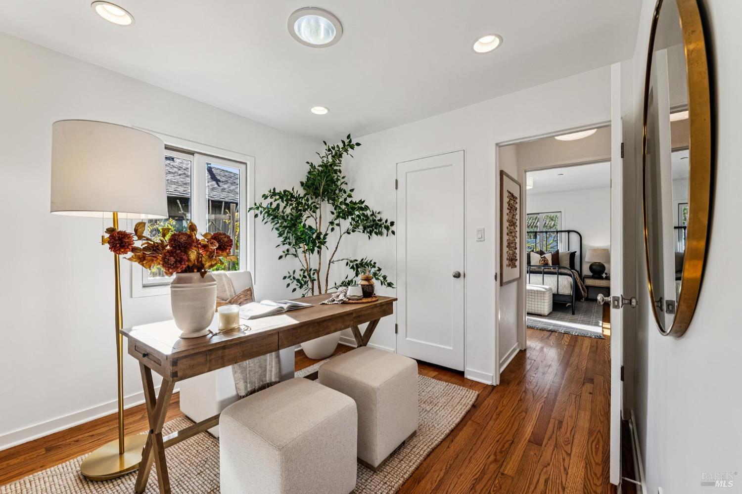 16 Nelson Mill Valley CA 94941