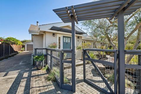 16 Nelson Mill Valley CA 94941