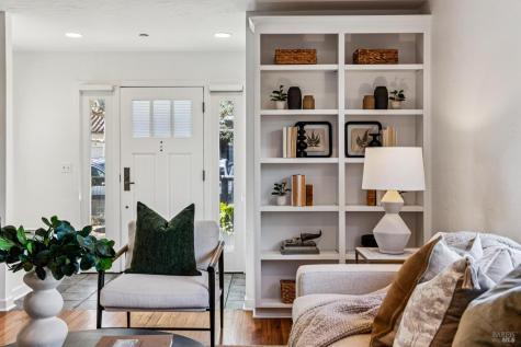 16 Nelson Mill Valley CA 94941