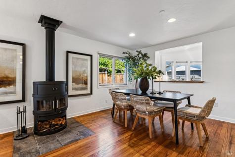 16 Nelson Mill Valley CA 94941