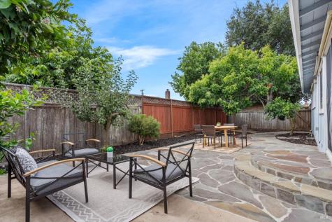 1424 Sierra Drive Petaluma CA 94954
