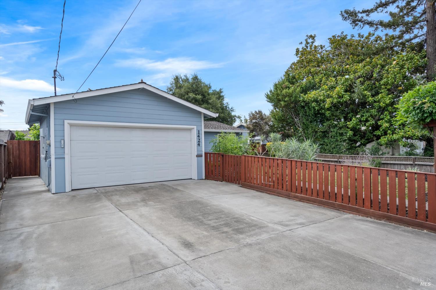 1424 Sierra Drive Petaluma CA 94954