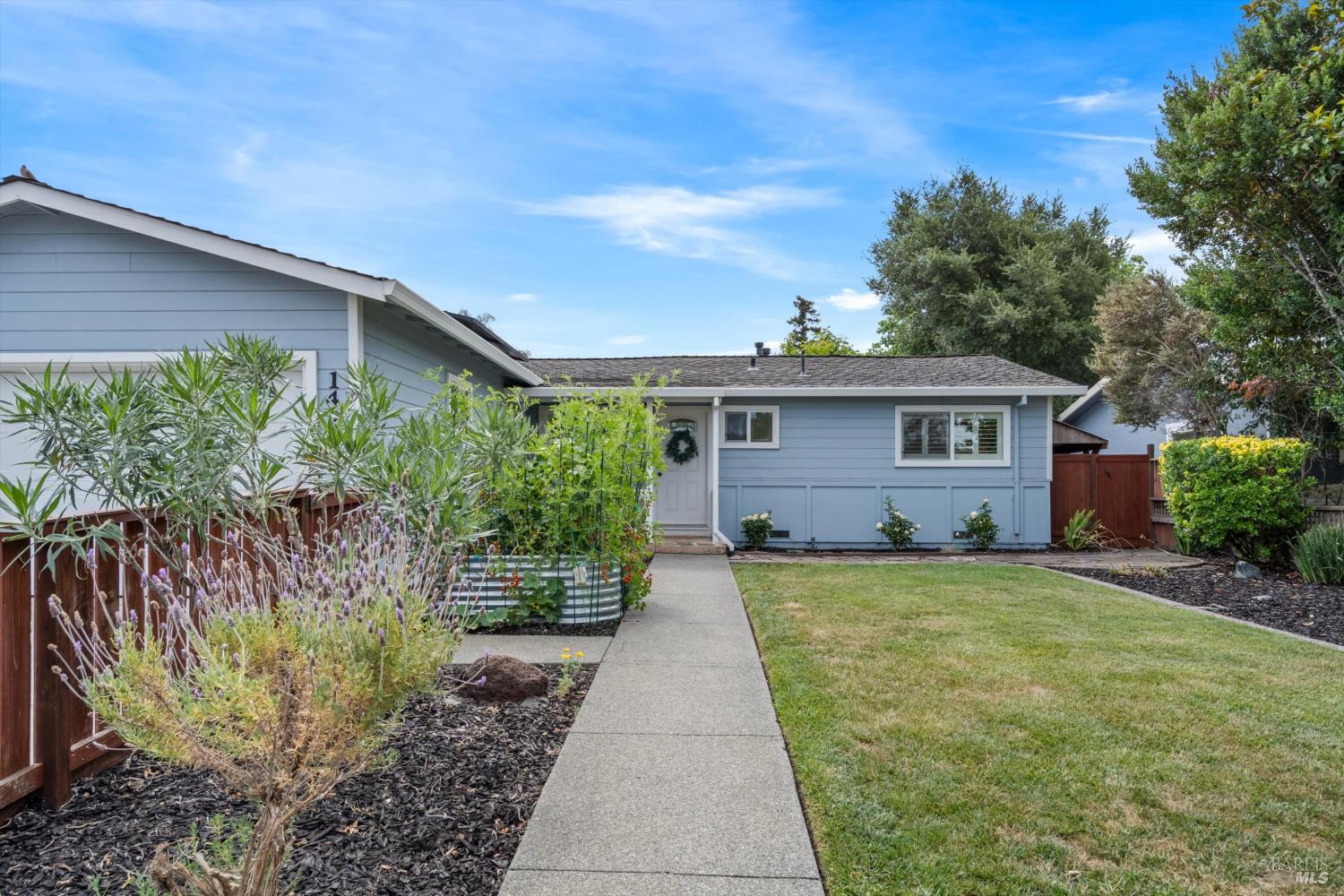 1424 Sierra Drive Petaluma CA 94954