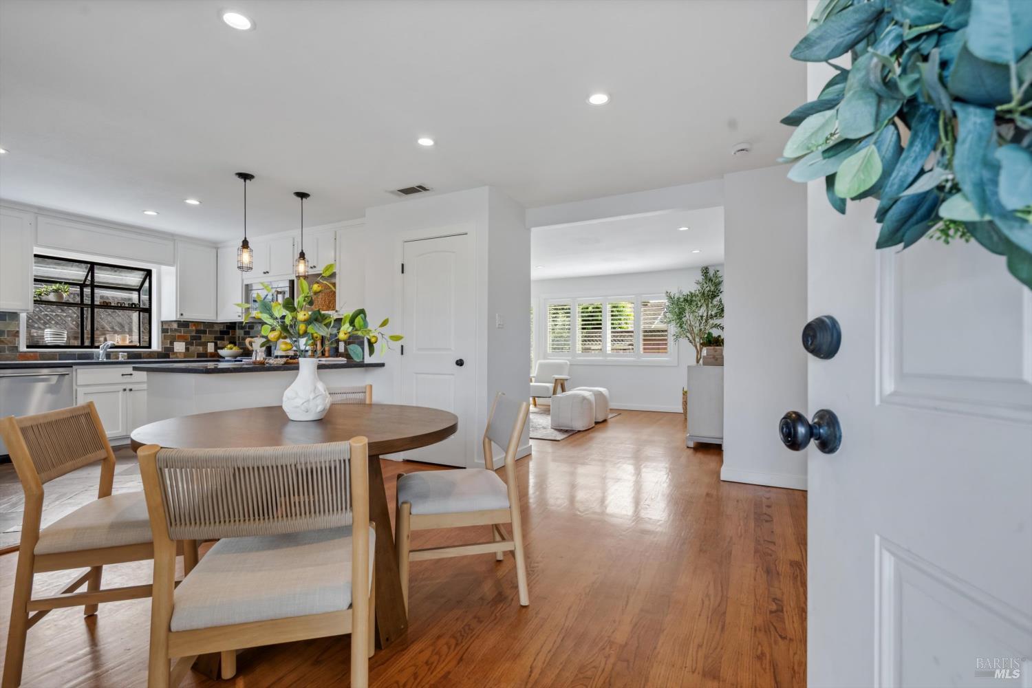 1424 Sierra Drive Petaluma CA 94954