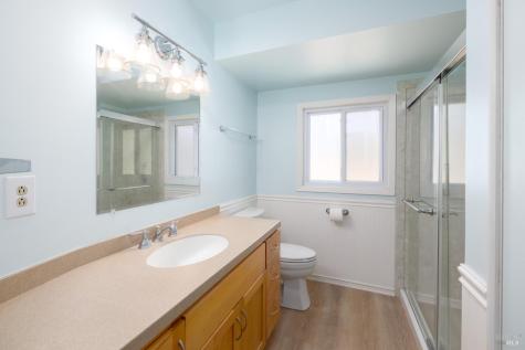 517 Antonio Street Cloverdale CA 95425