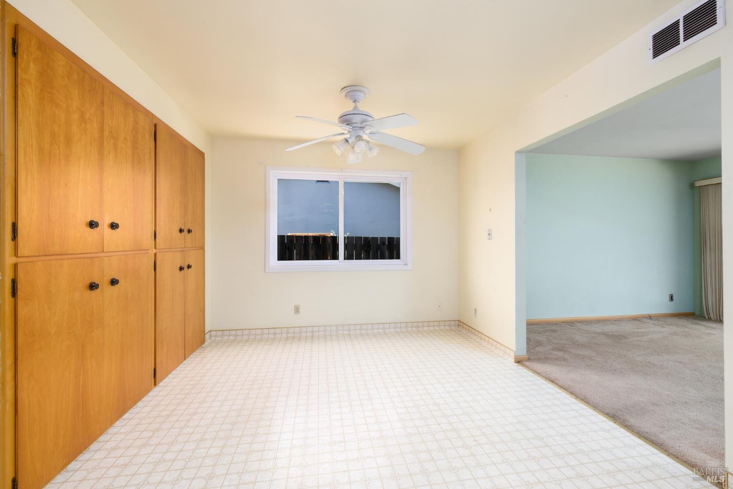 517 Antonio Street Cloverdale CA 95425