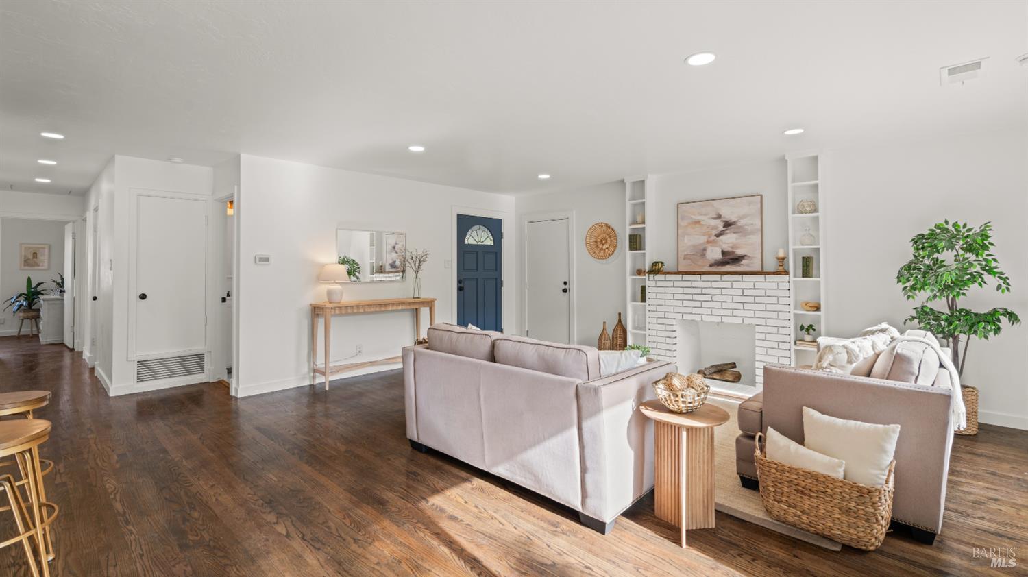 1227 Wyoming Drive Santa Rosa CA 95405