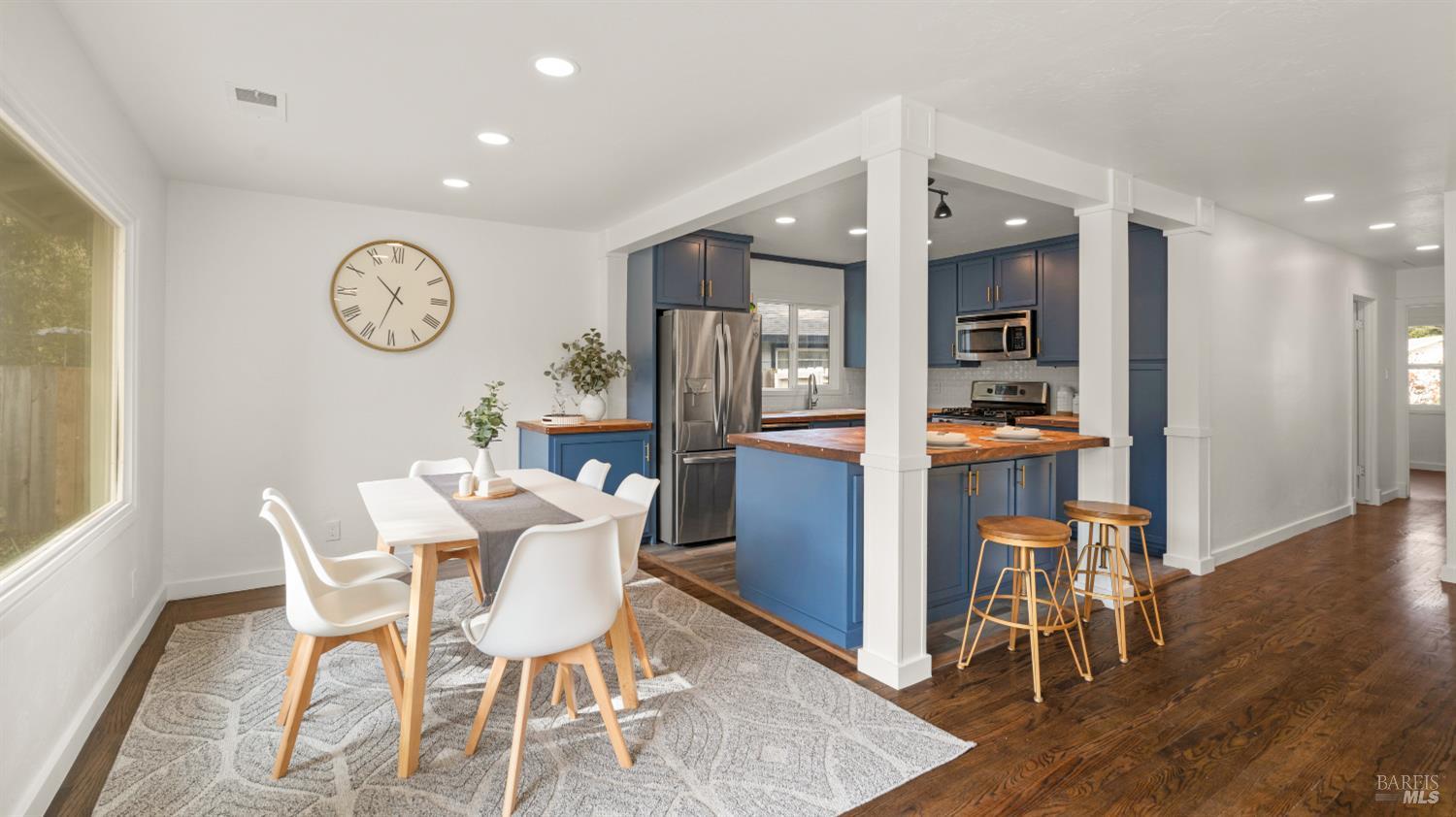 1227 Wyoming Drive Santa Rosa CA 95405