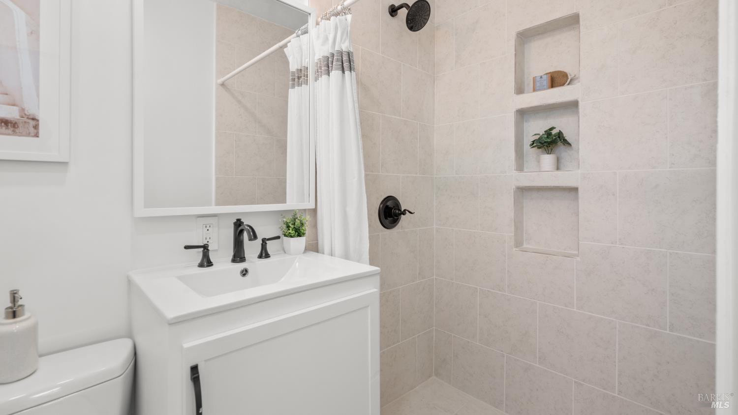 1227 Wyoming Drive Santa Rosa CA 95405