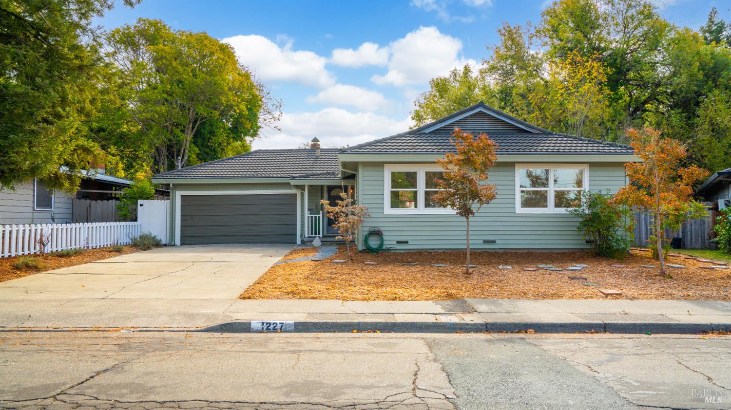 1227 Wyoming Drive Santa Rosa CA 95405