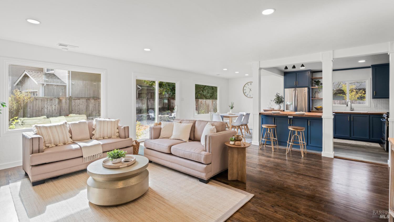 1227 Wyoming Drive Santa Rosa CA 95405