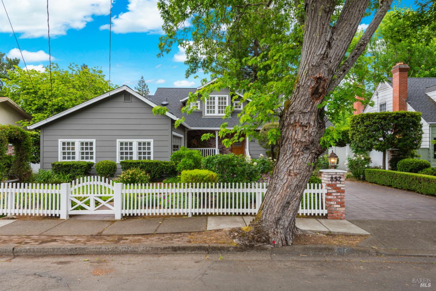 852 2nd Street E Sonoma CA 95476
