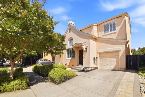 2427 Bramble Way Santa Rosa CA 95403