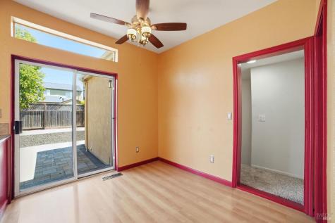2427 Bramble Way Santa Rosa CA 95403