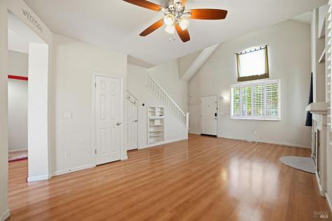 2427 Bramble Way Santa Rosa CA 95403