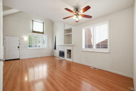 2427 Bramble Way Santa Rosa CA 95403