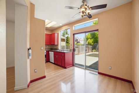 2427 Bramble Way Santa Rosa CA 95403