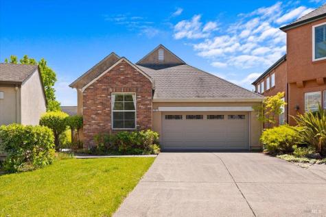 15 Vintage Court Petaluma CA 94954