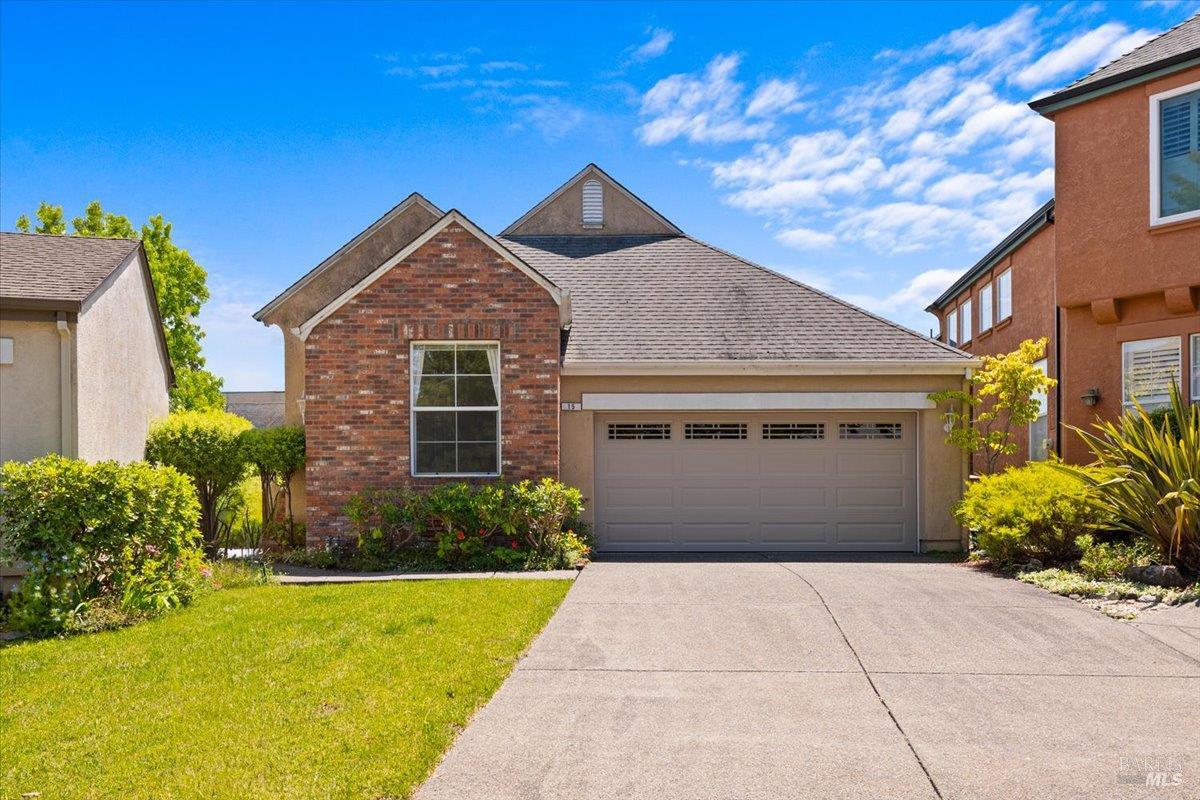 15 Vintage Court Petaluma CA 94954