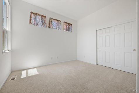 15 Vintage Court Petaluma CA 94954