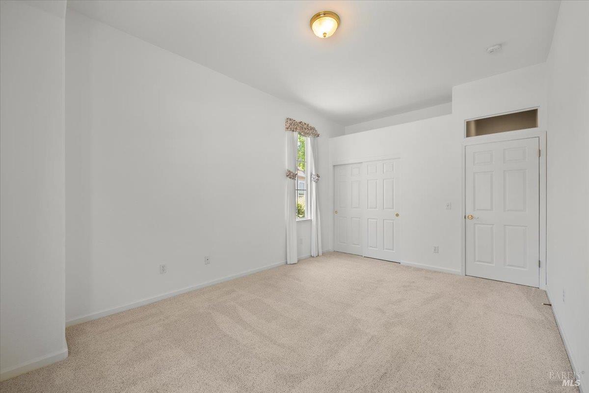 15 Vintage Court Petaluma CA 94954