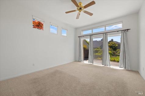 15 Vintage Court Petaluma CA 94954