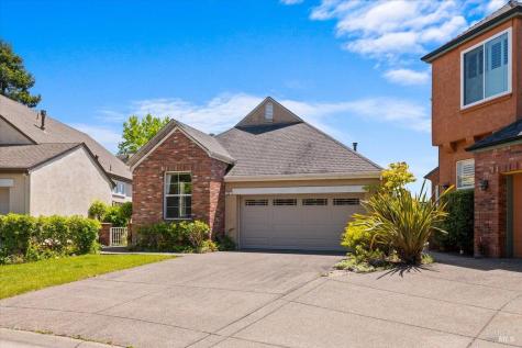 15 Vintage Court Petaluma CA 94954