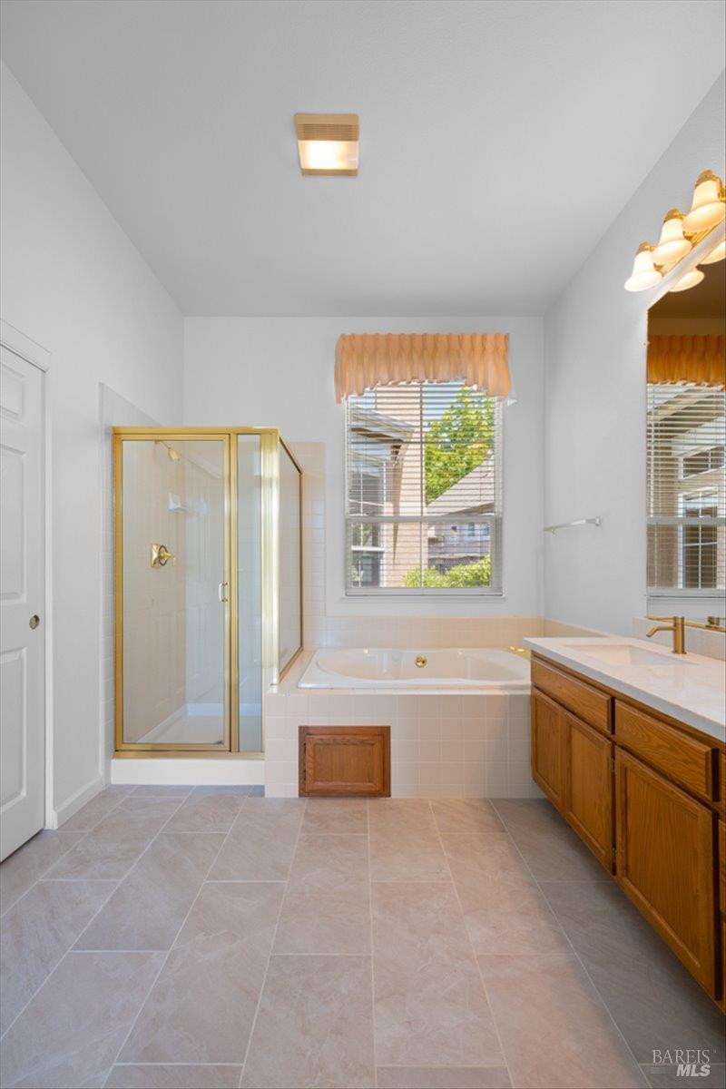 15 Vintage Court Petaluma CA 94954