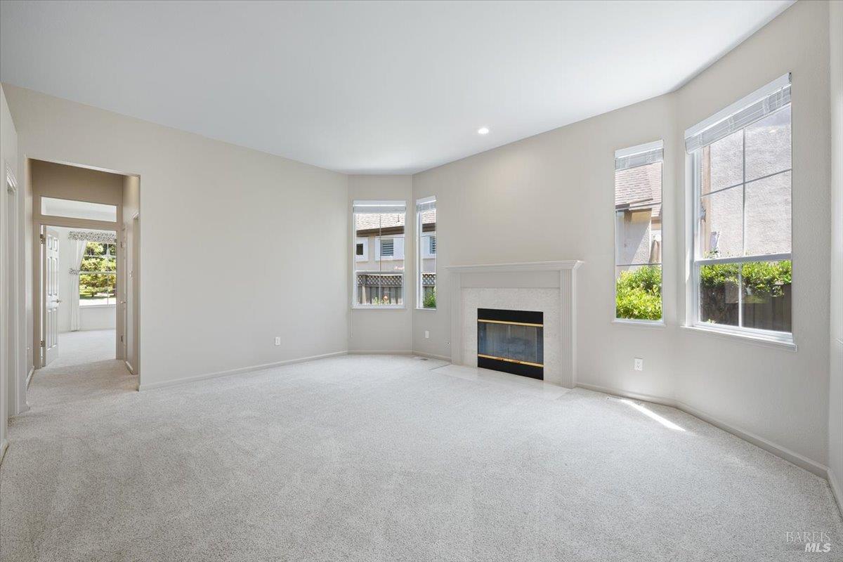 15 Vintage Court Petaluma CA 94954