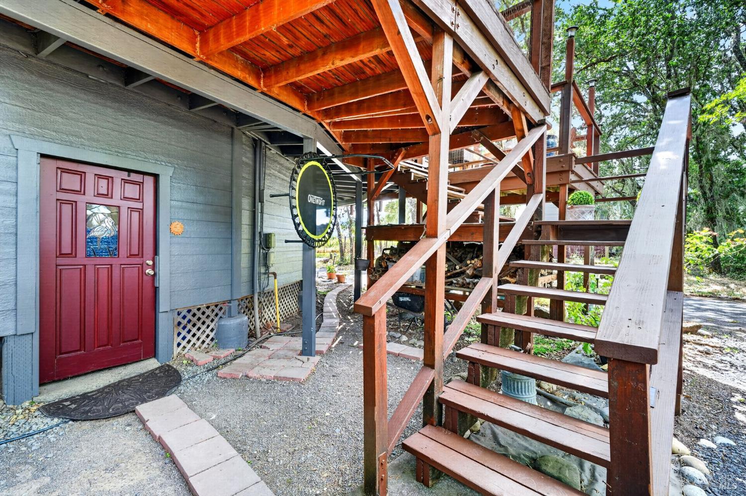 13885 Mountain House Road Hopland CA 95449