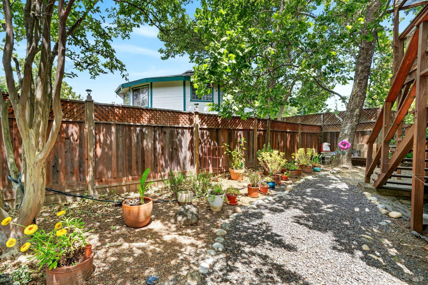 13885 Mountain House Road Hopland CA 95449
