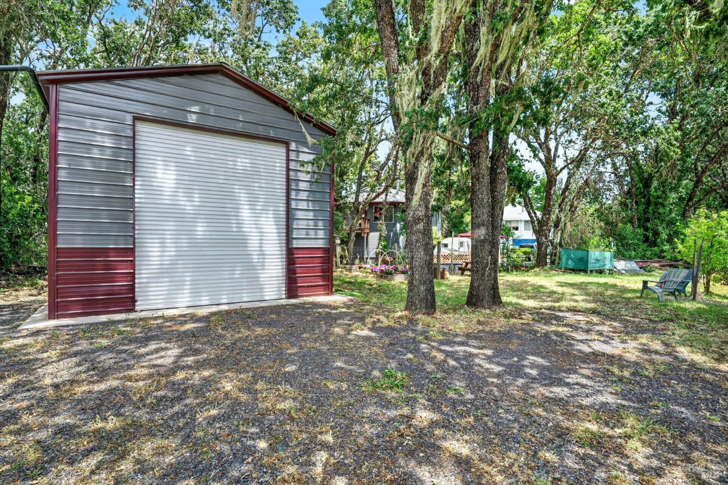 13885 Mountain House Road Hopland CA 95449